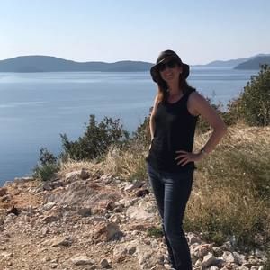 Meet your Posher, Jessica